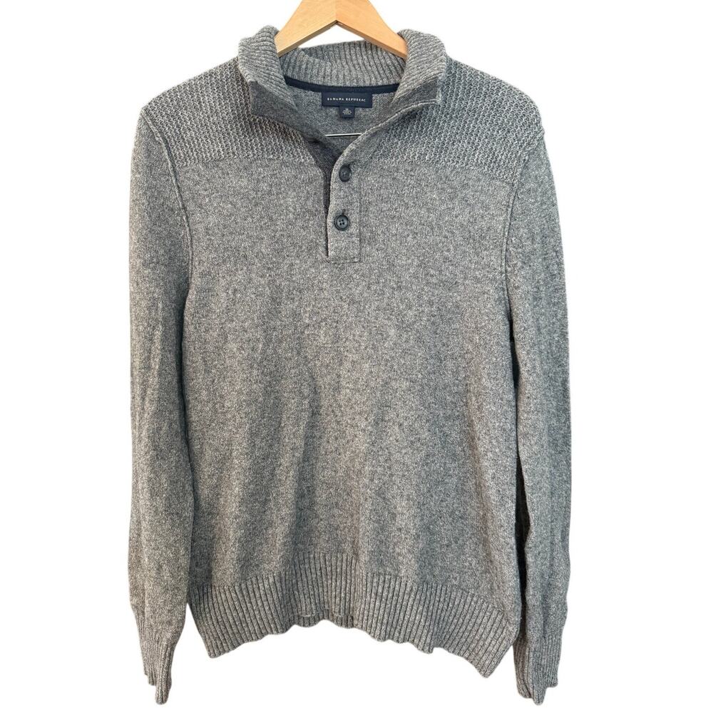 Banana Republic Gray Wool Knit Quarter Button LongSleeve Sweater Preppy Office-M